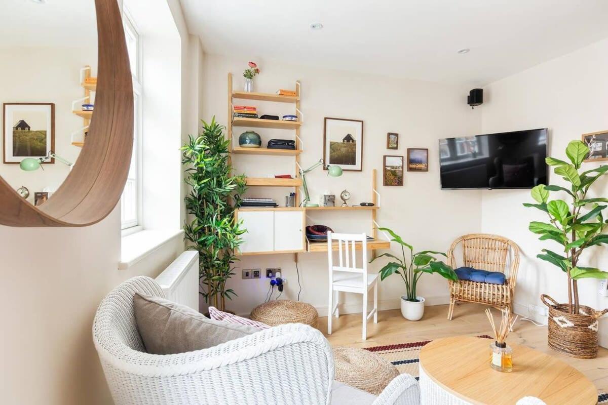 Large Luxury Studio In Heart Of Richmond Richmond  Luaran gambar
